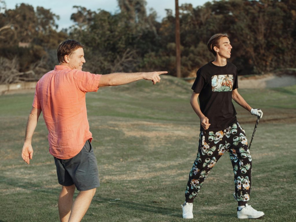 Jouer au golf en famille